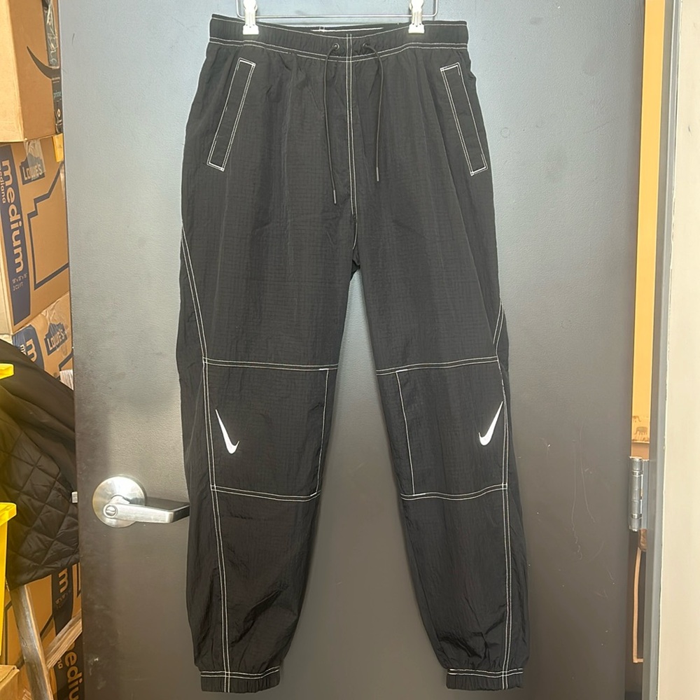 Women’s Nike pants